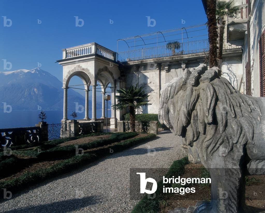 Lion at the entrance of the Villa Monastero, Varenna, Lecco