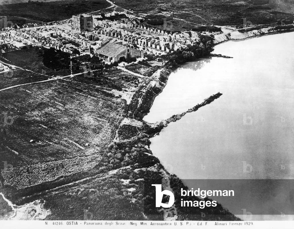 Ostia, Panorama of the excavations (Neg. Ministero Aeronautica U.S.P.)