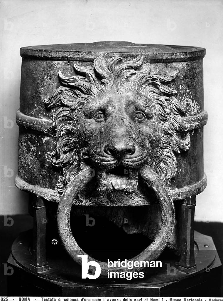 Upper part of a mooring post found during the excavation of the Roman ships in Lake Nemi 