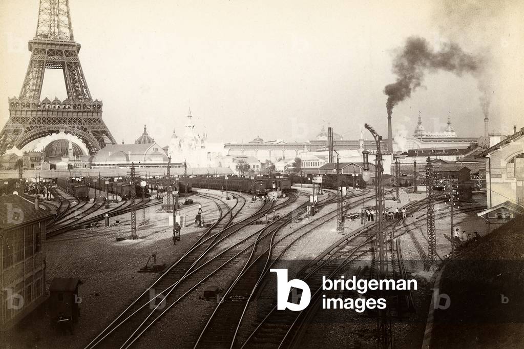 A station near the Eiffel Tower during the Universal Exhibition in Paris