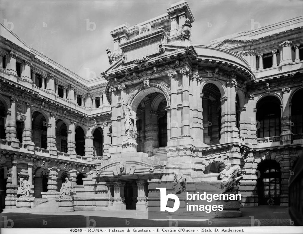 The courtyard of the Palace of Justice in Rome