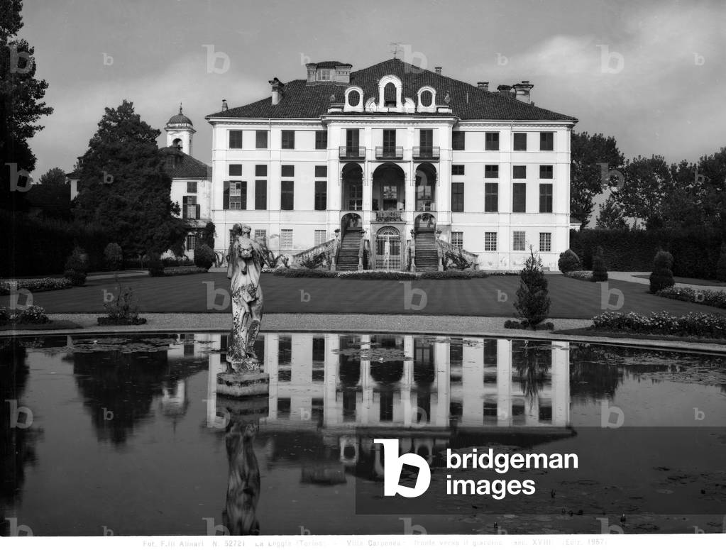 Back side of Carpeneto Villa at la Loggia