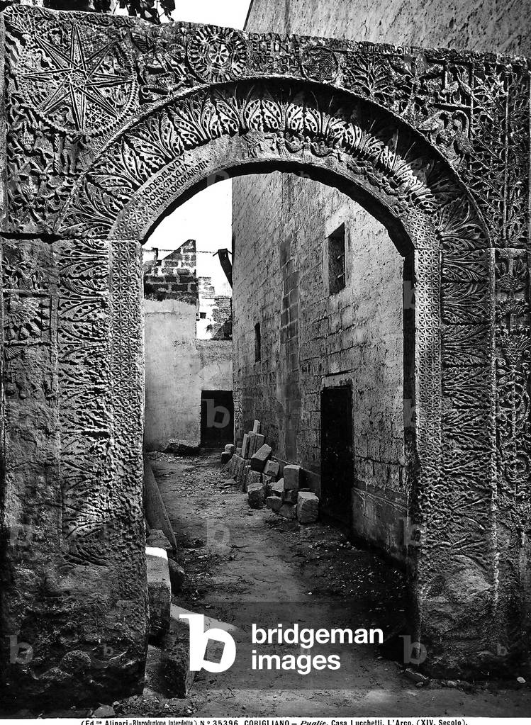 Arco dei Luchetti and House of the same name in Corigliano d?Otranto, province of Lecce.