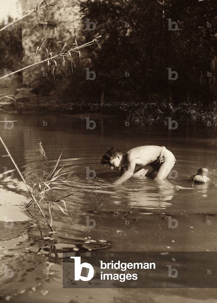 Boy fishing in the Greve river