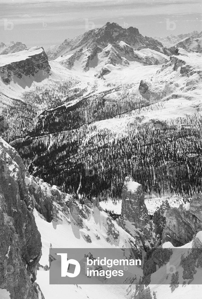 Snowy mountain landscape, Cortina d'Ampezzo