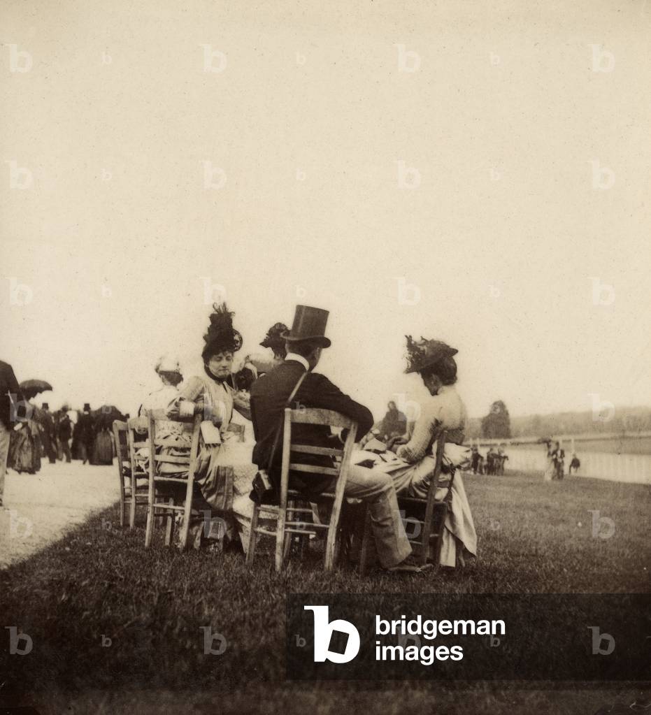 Group of nobles at the races at Auteuil, Paris