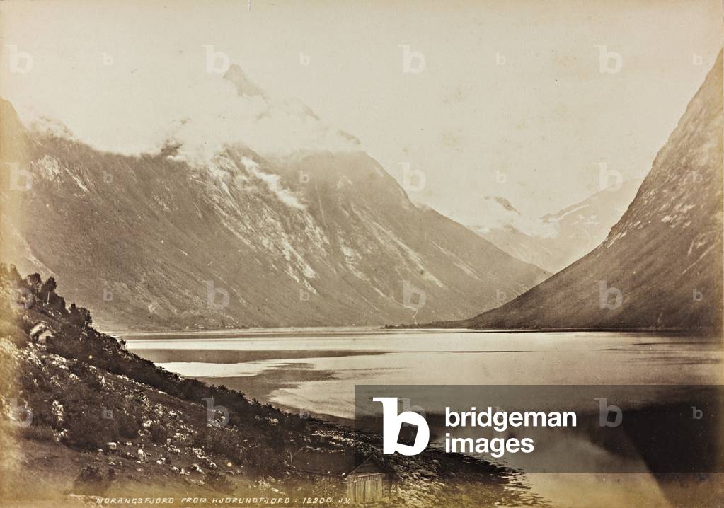 Norangsfjord from Hjorundfjord, NorvegiaNorway