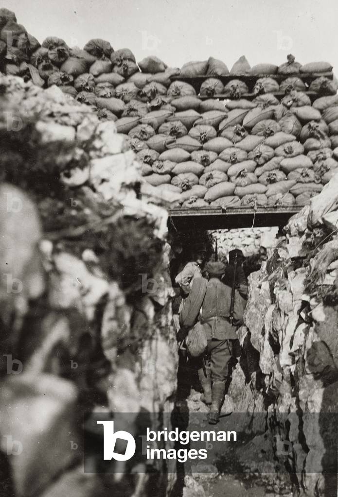 World War I: Italian trenches in Podgora (today Piedimonte of Calvary), 07/1916 (b/w photo)