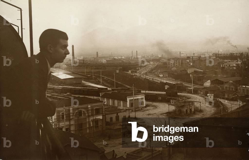 View of the city to the industrial suburbs, 1920 ca. (photo)