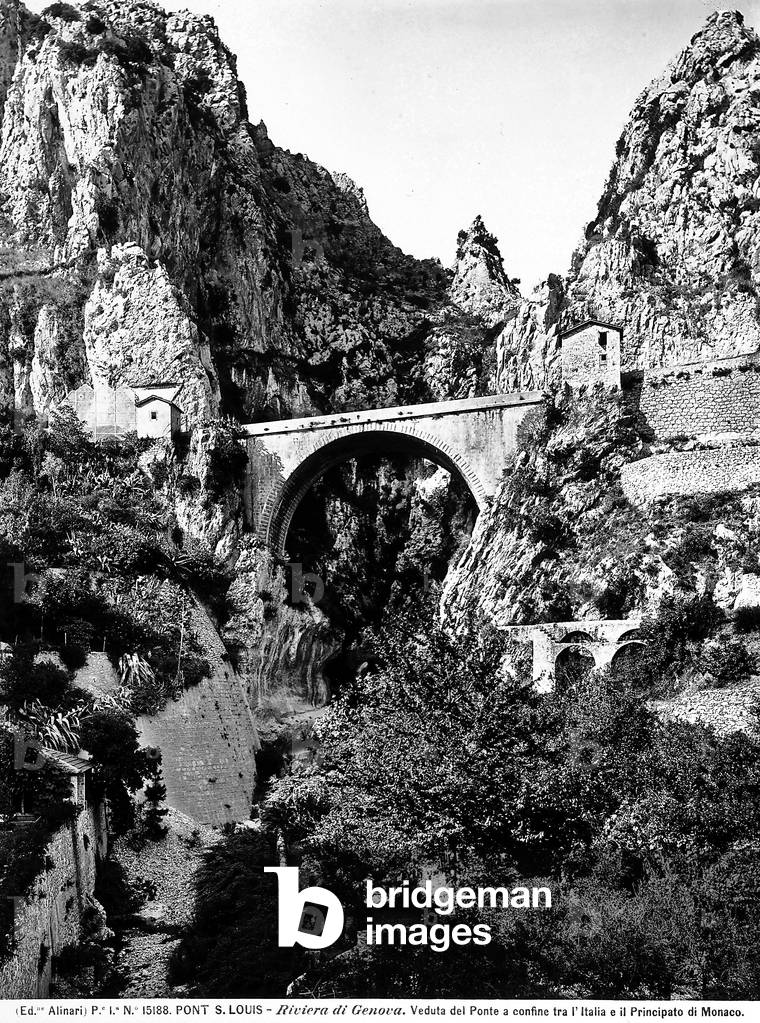 Bridge Saint-Louis on the border between Italy and the Princedom of Monaco, 1915-20 ca. (b/w photo)