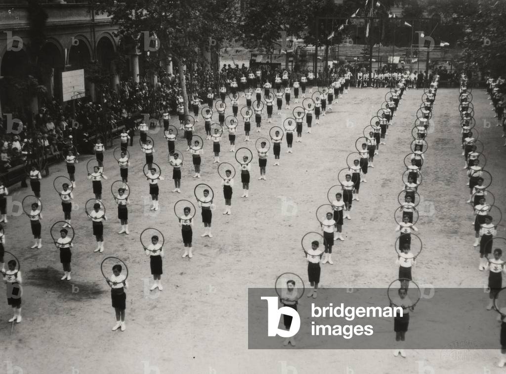 Essay gymnastic in a sport field, Rome