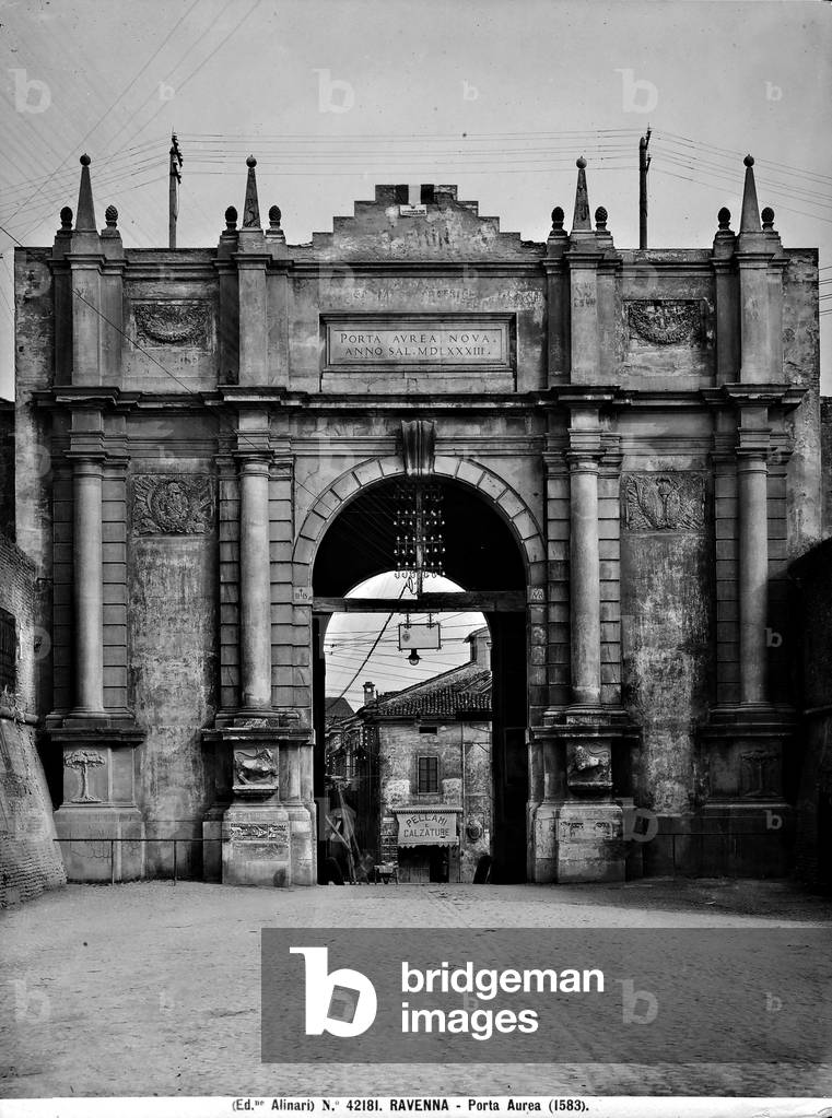 Porta Aurea Nuova, Ravenna.