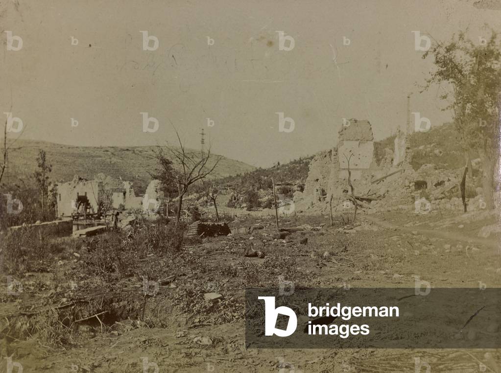 World War I: mill Pietrarossa Karst destroyed during the bombing (b/w photo)