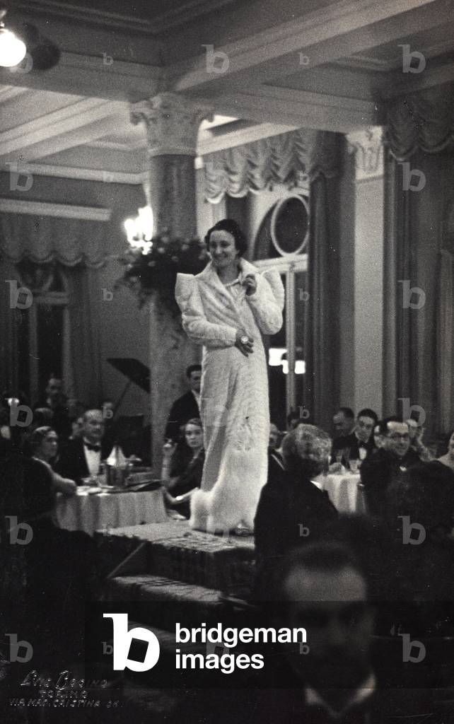 Model wearing a tailored article during a fashion event