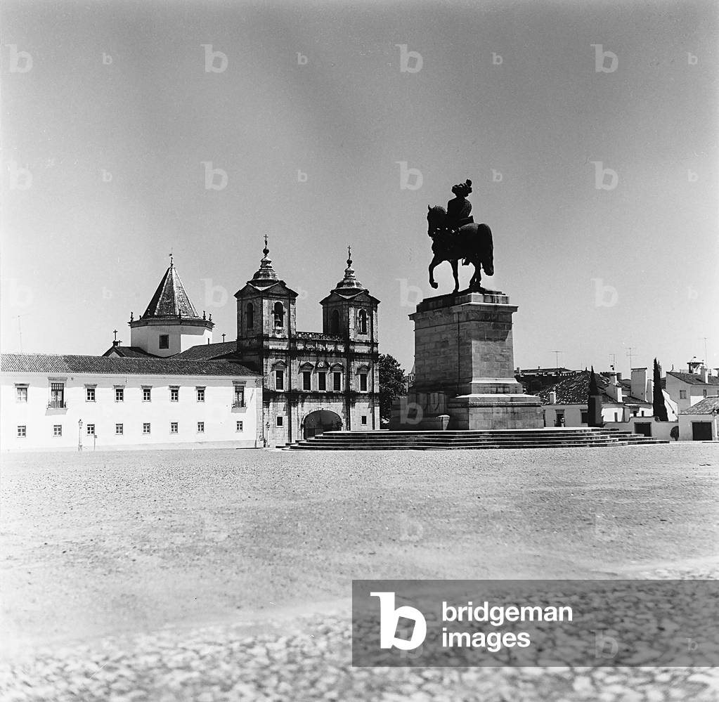 A church in Vila Viçosa, Portugal