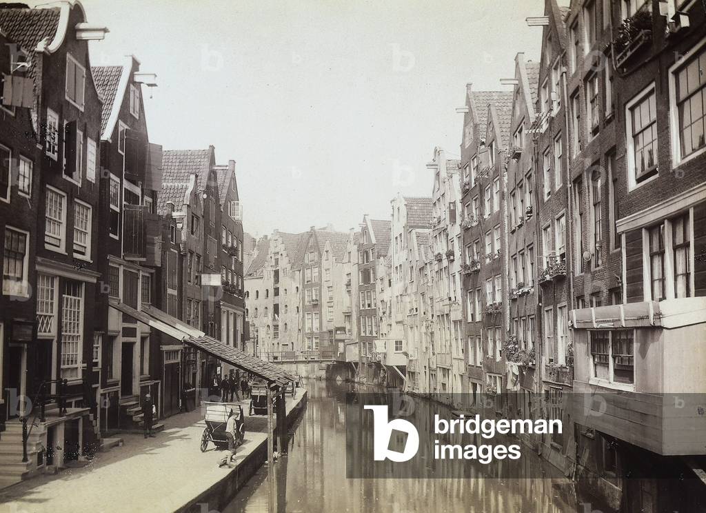 A channel of Amsterdam