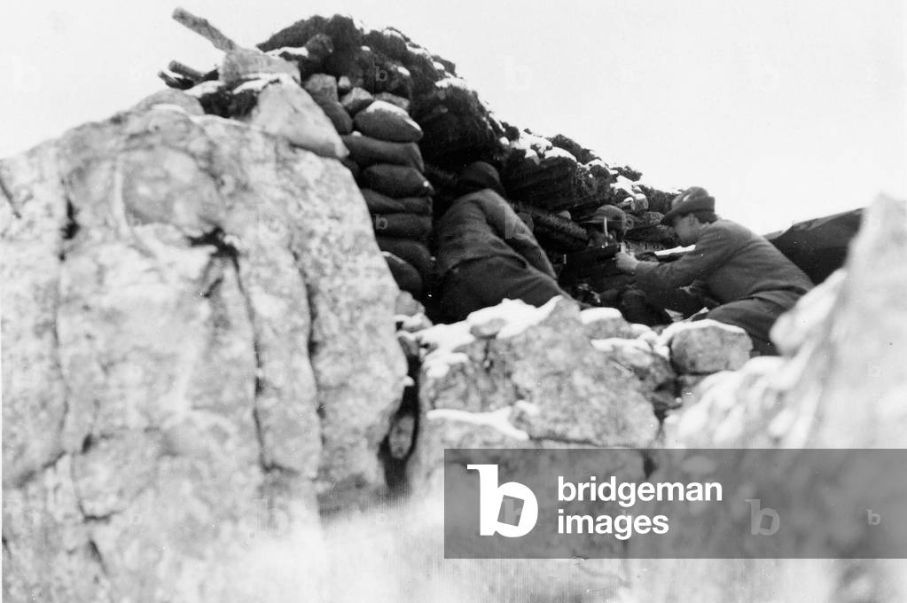 Machine-gun post at an altitude of two thousand meters on Monte Nero during World War I (b/w photo)