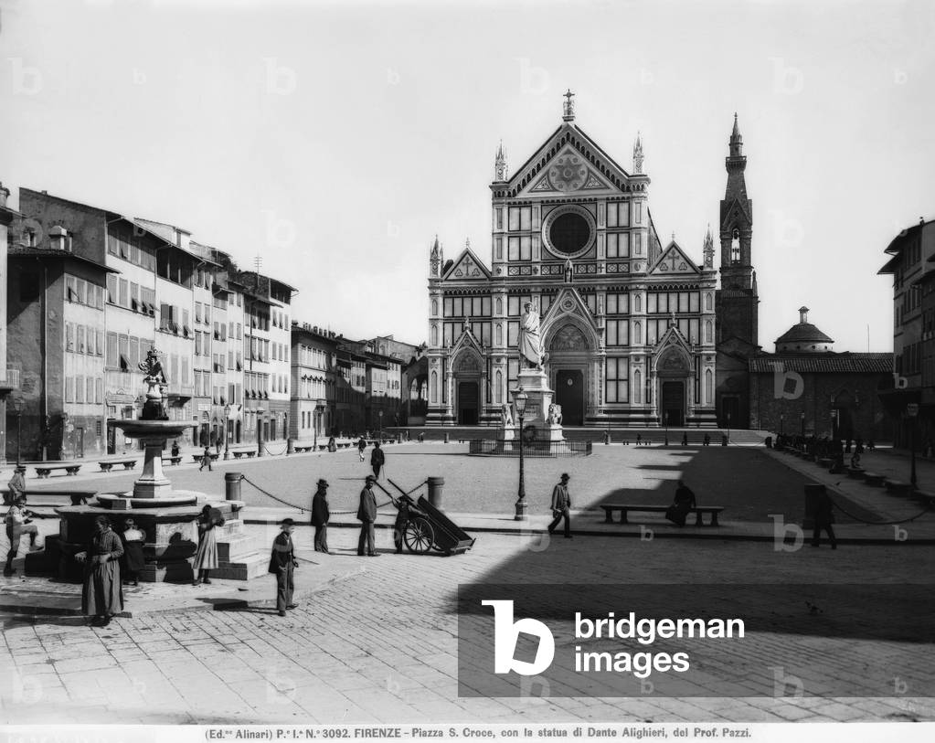 Santa Croce square with the monument to Dante Alighieri