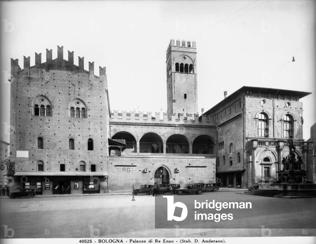 Palazzo del Re Enzo in historic center of Bologna