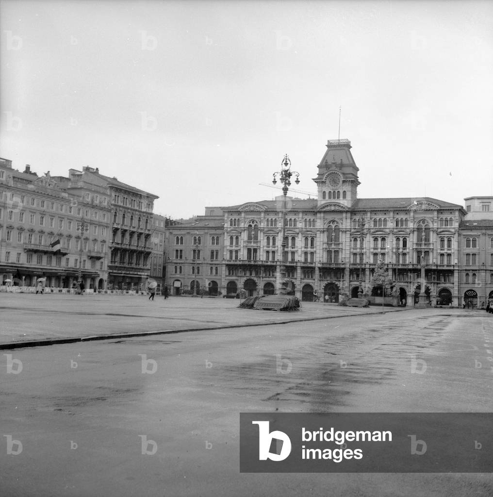 Piazza unification of Italy (formerly Piazza Grande) with the Town Hall in Trieste (b/w photo)