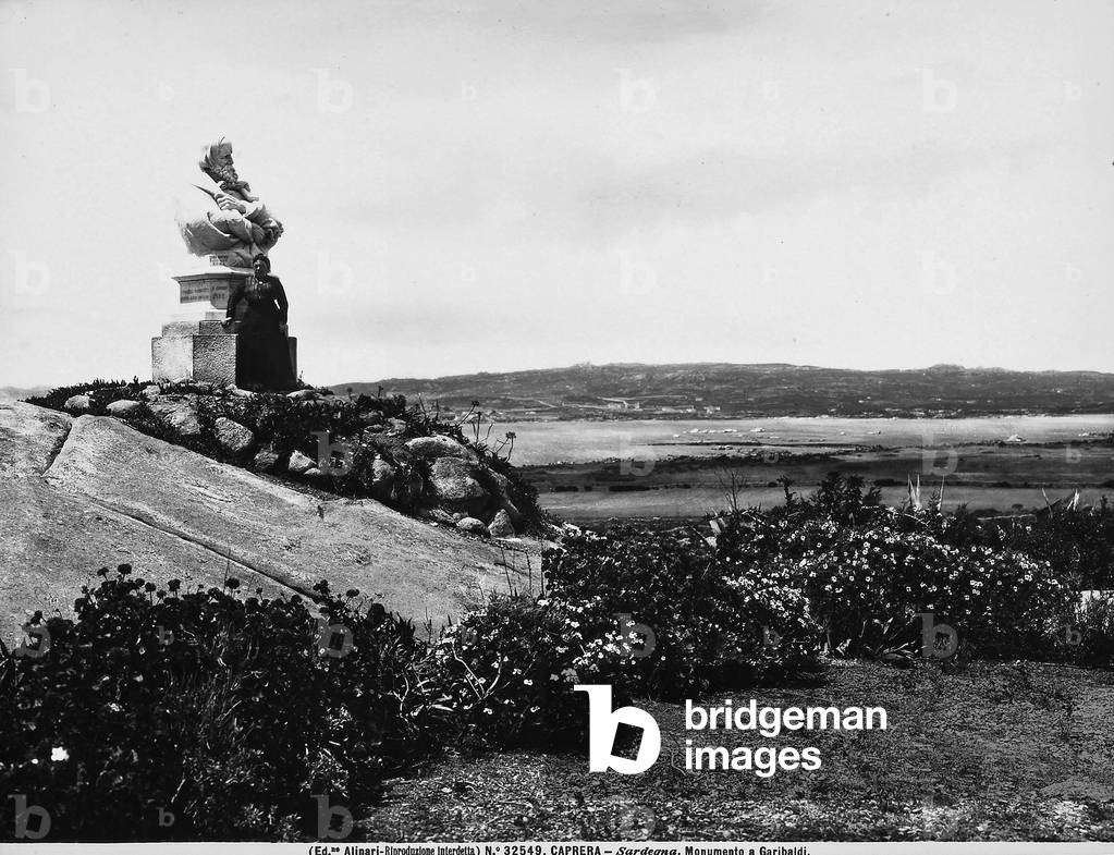 Commemorative bust in honor of Garibaldi, located in Caprera.