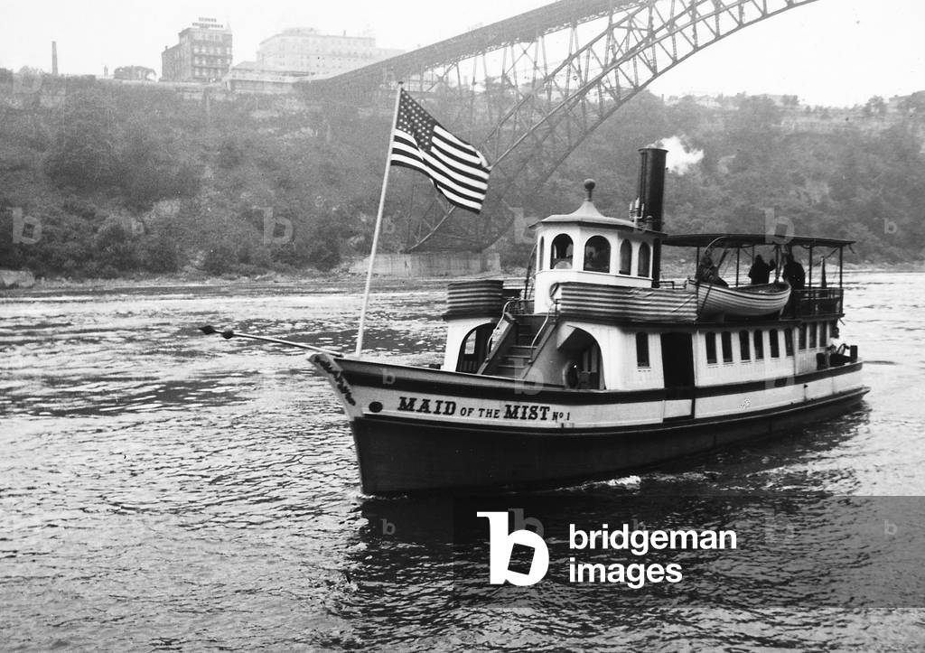 The steamer Maid of the Mist in Niagara