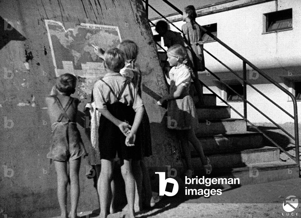 European children at a summer camp organised by the 'Pontificia Commissione di Assistenza a Cattolica', 1948 (silver gelatin print)