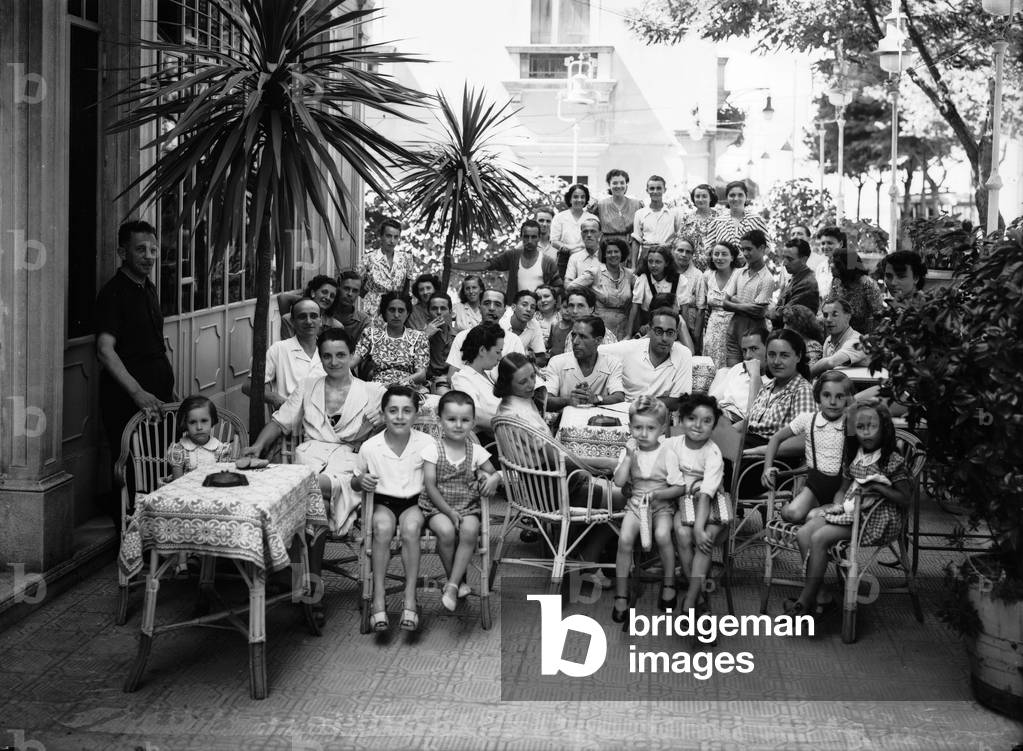 Portrait of a group at a summer camp on the Lido, Venice, 1943 (silver gelatin print)