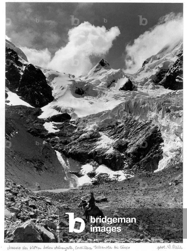 Cordillera Vilcanota Mountain in Cusco, Perù