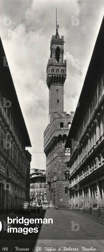 Palazzo Vecchio and the Piazzale of the Uffizi in Florence