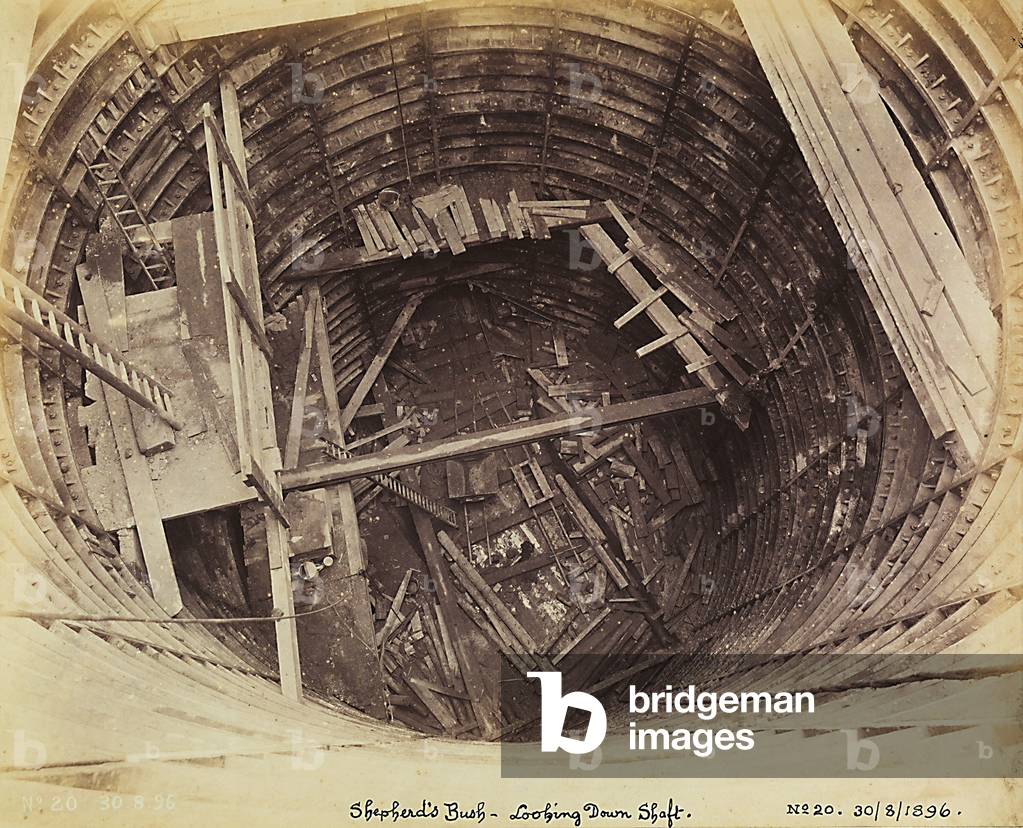 Construction of the London Underground: the worksite at Shepherd's Bush station