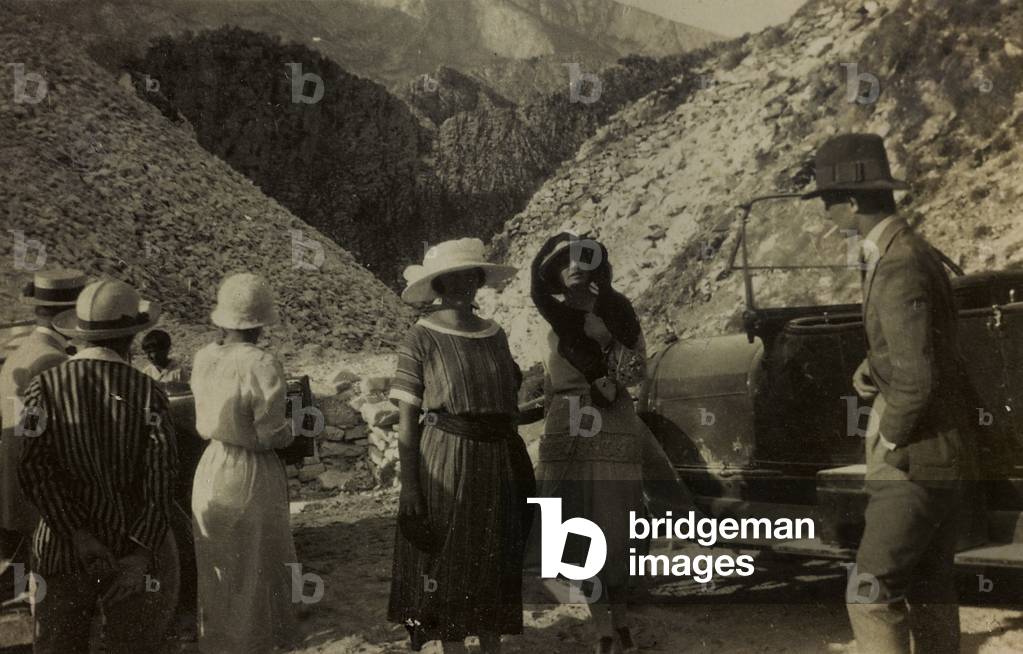 Portrait of a group on a trip to the marble quarries (b/w photo)