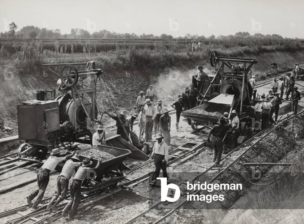 Work on a section of the Turin-Milan motorway (b/w photo)