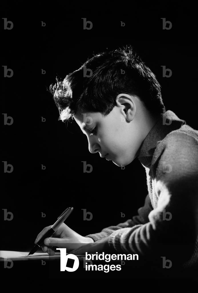 Advertising campaign of Aurora pen