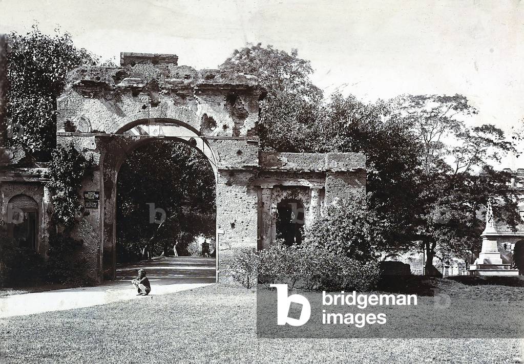 An entrance of the Bailen Residency in Lucknow, India
