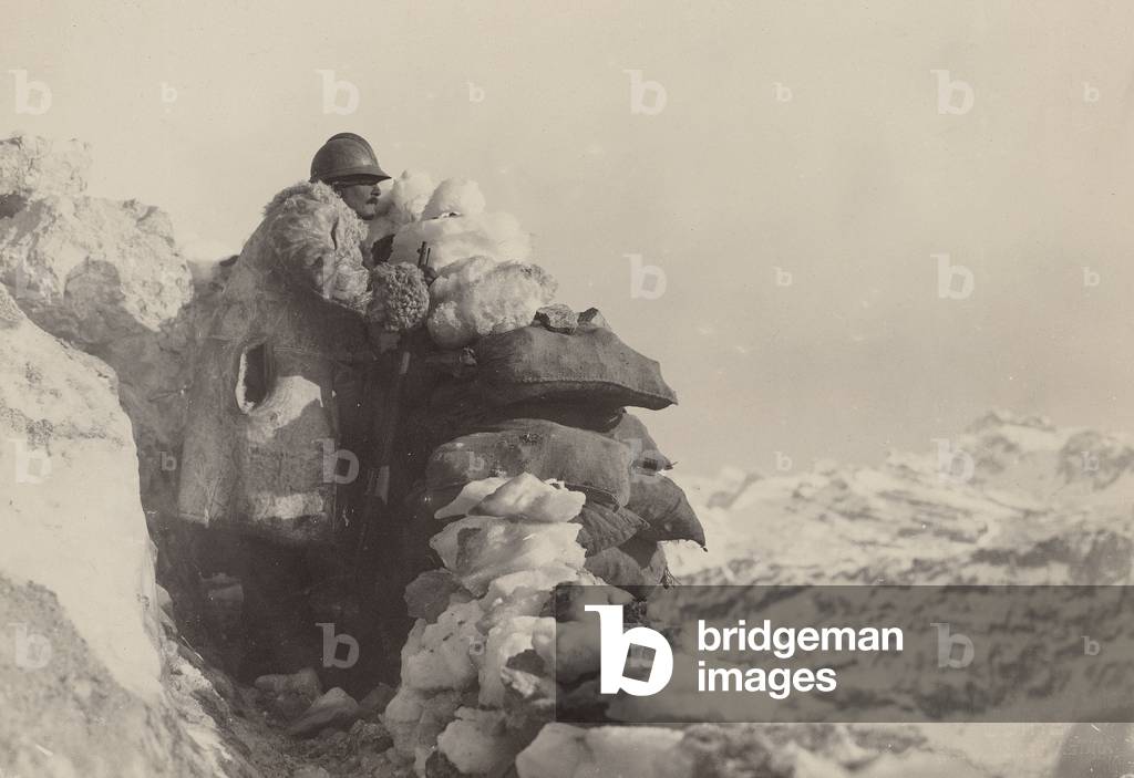 World War I: Launch Alpine on top of Black Mountain (b/w photo)