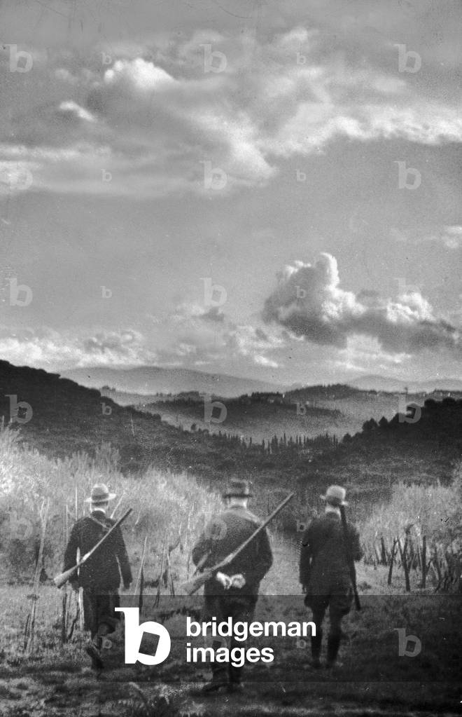 Hunters setting off for their posts, at Passo della Futa