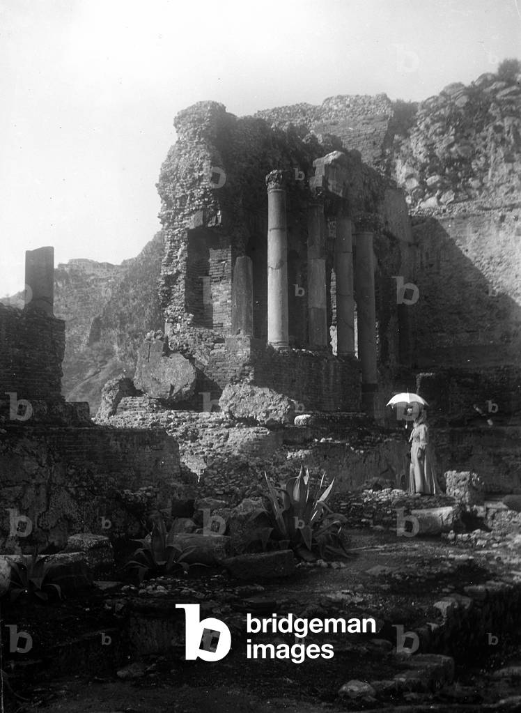 Portrait of a woman during a trip to the greek theater of Taormina