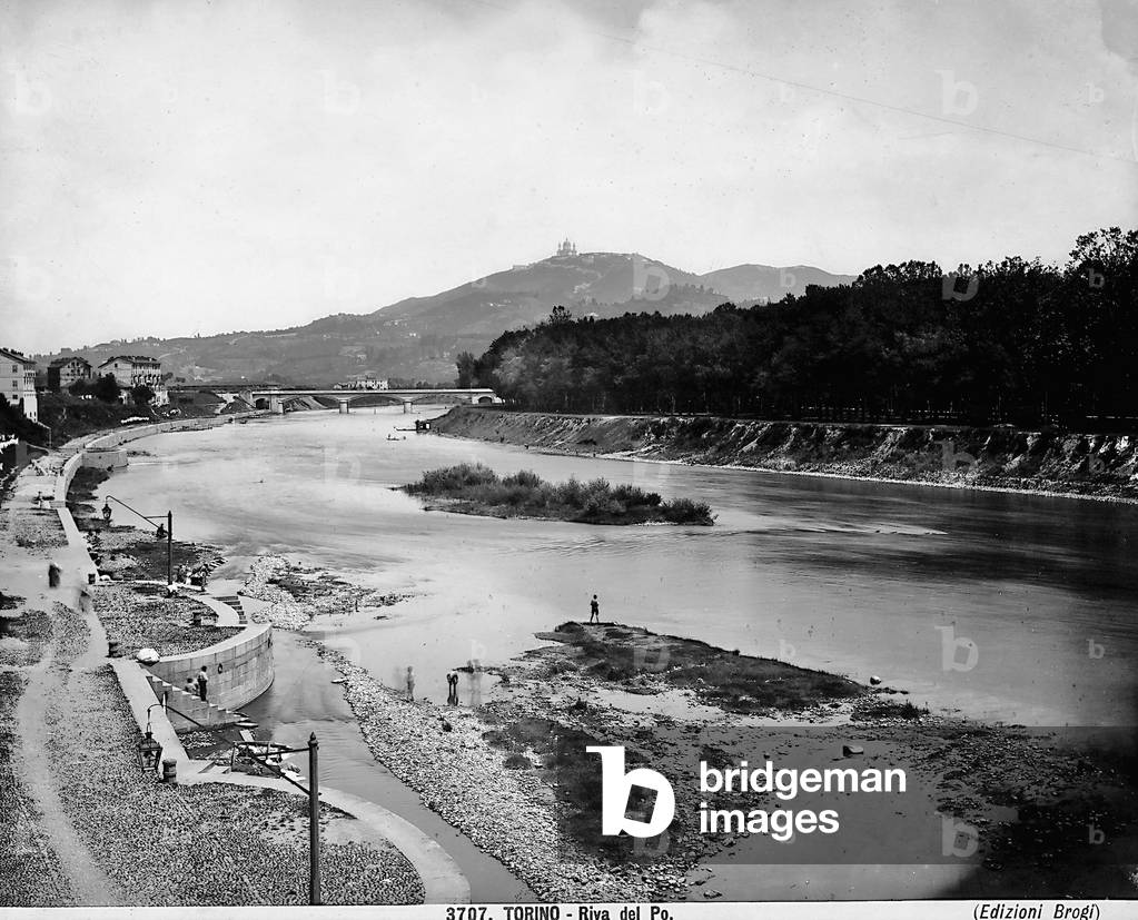 View of the banks of the Po River in Turin., 1890 c. (b/w photo)