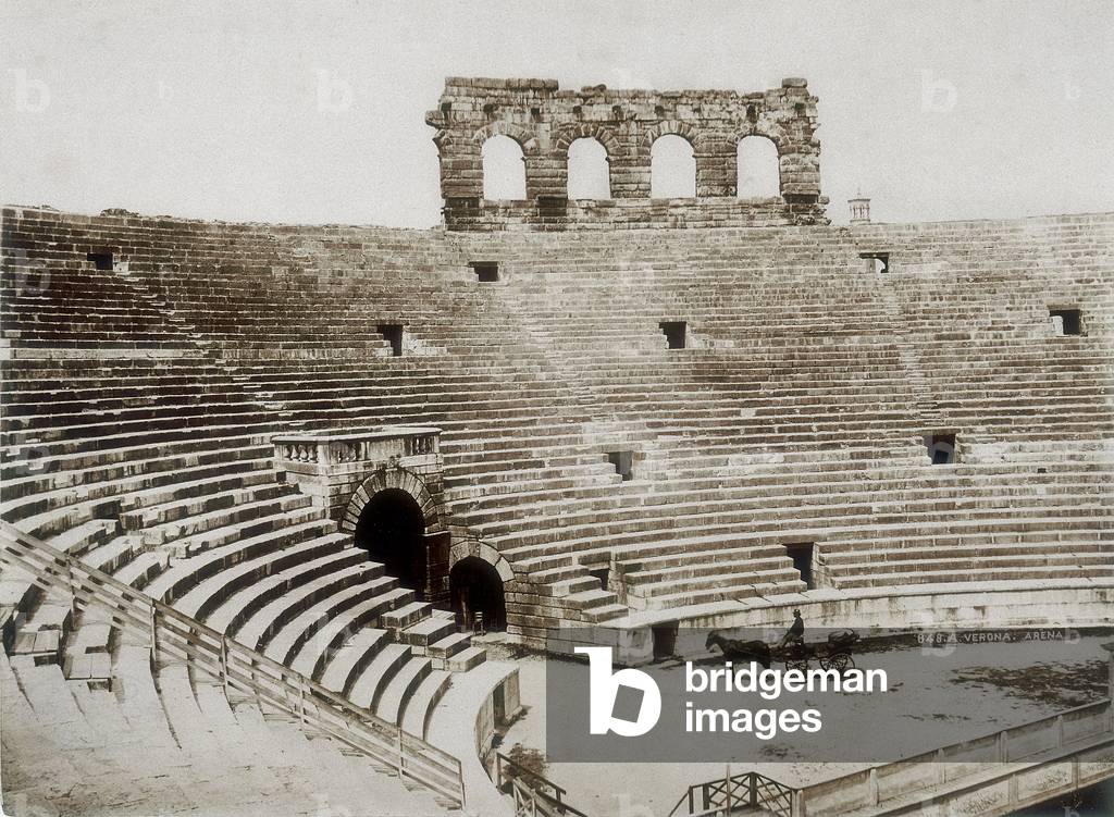 Verona: view of the interior of the Arena