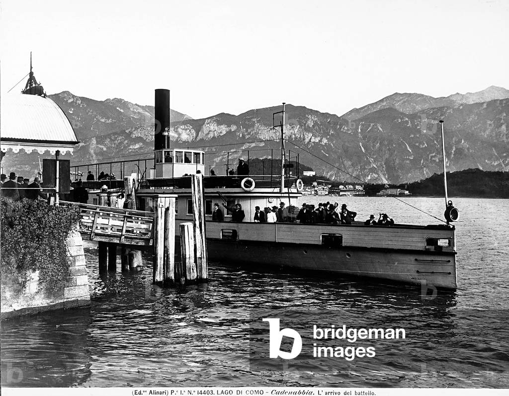 Arrival of the boat at Cadenabbia on Lake Como