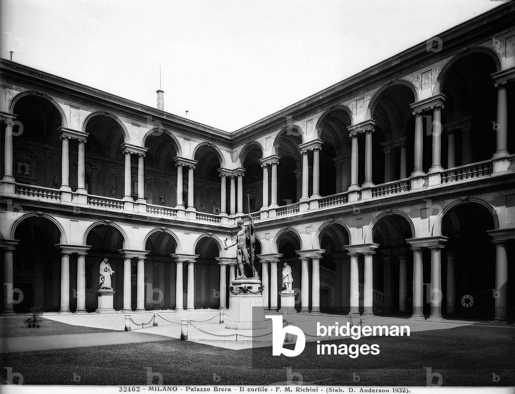 Courtyard of Palazzo Brera in Milan. A bronze monument depicting Napoleon as Mars the Peacemaker, sculpted by Francesco and Luigi Righetti, can be seen in the center