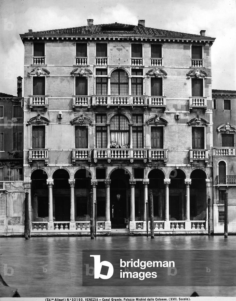 Façade of Palazzo Michiel delle Colonne, Venetian-Byzantine building restored at the end of the eighteenth century by Antonio Gaspari, preserving the original portico.