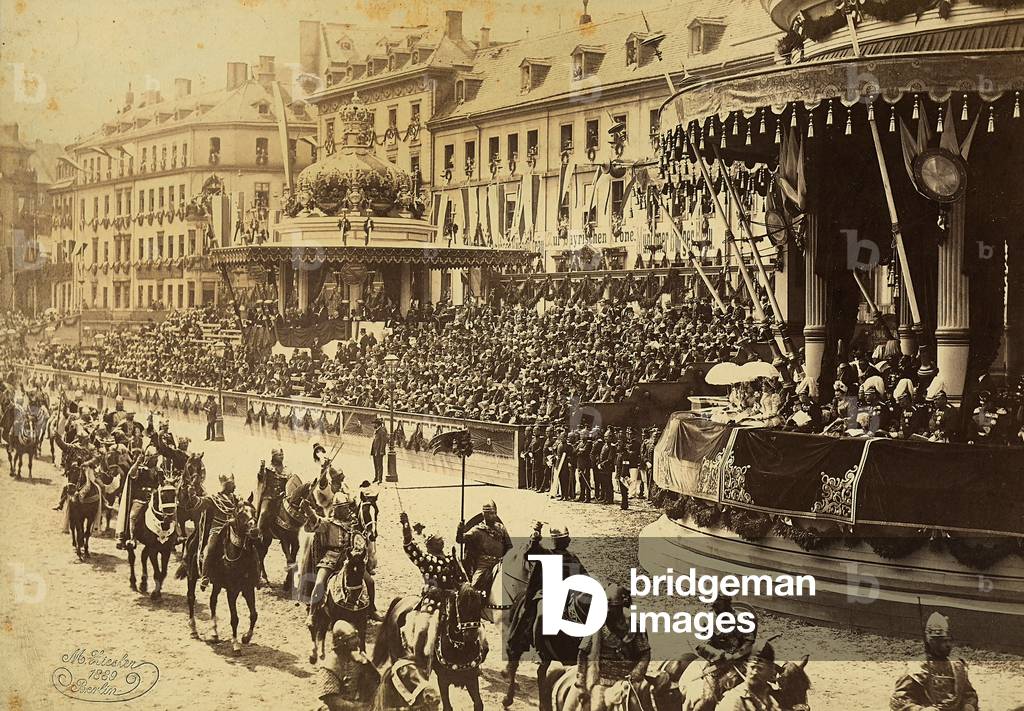 Historic procession in Berlin in the presence of the Kaiser in the Imperial Court.