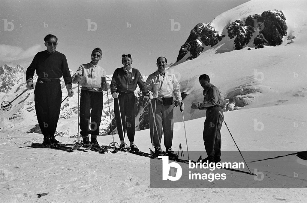 Group portrait on the snow