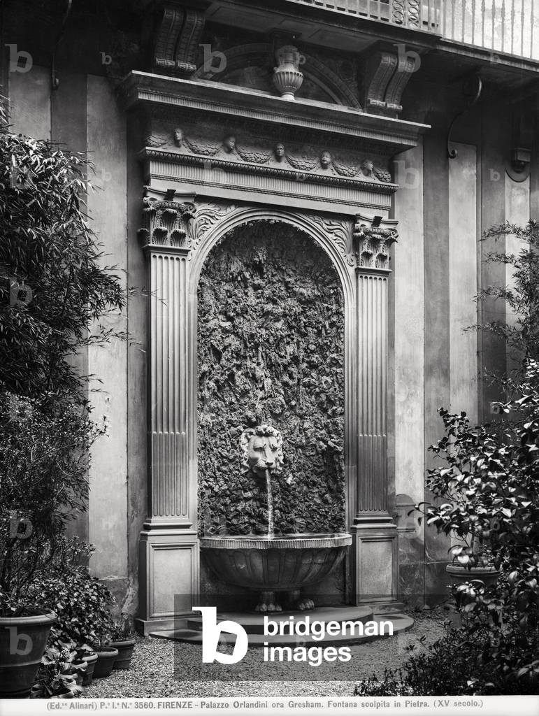 Stone Fountain, Palazzo Orlandini, Florence