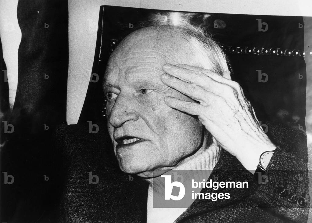 Close-up of the poet Giuseppe Ungaretti.