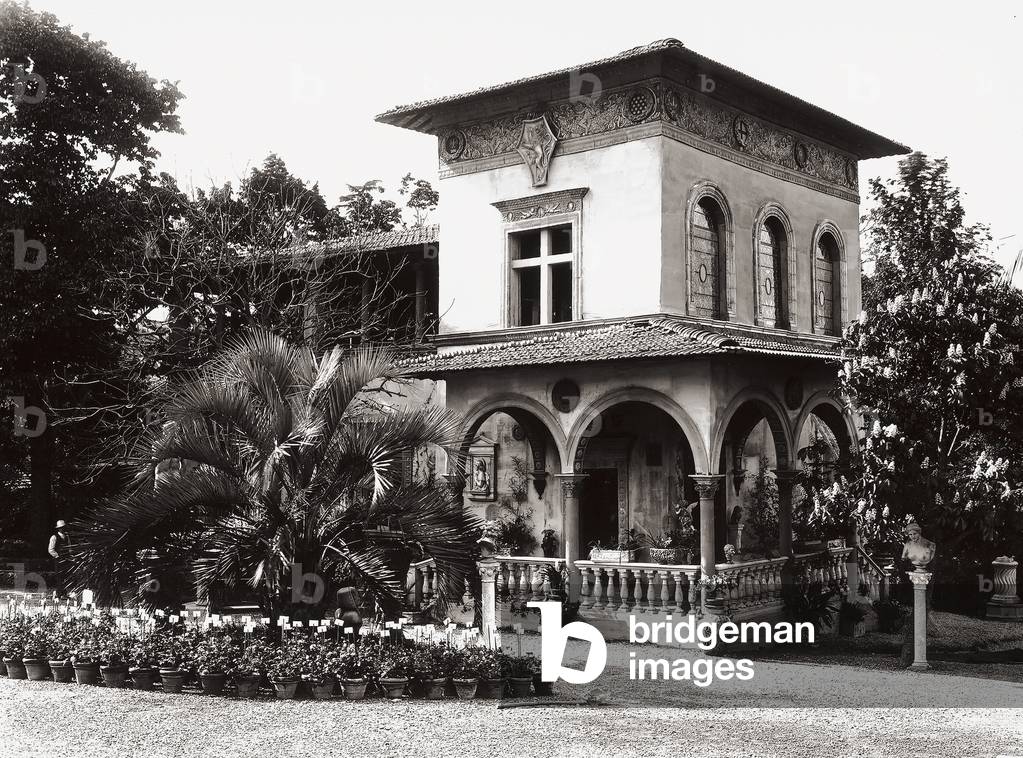 Villa deep in the Tuscan countryside