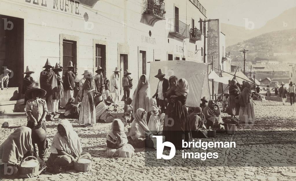 Mexican men and women seen during a moment of relaxation, 1905 (print on double-weight paper)