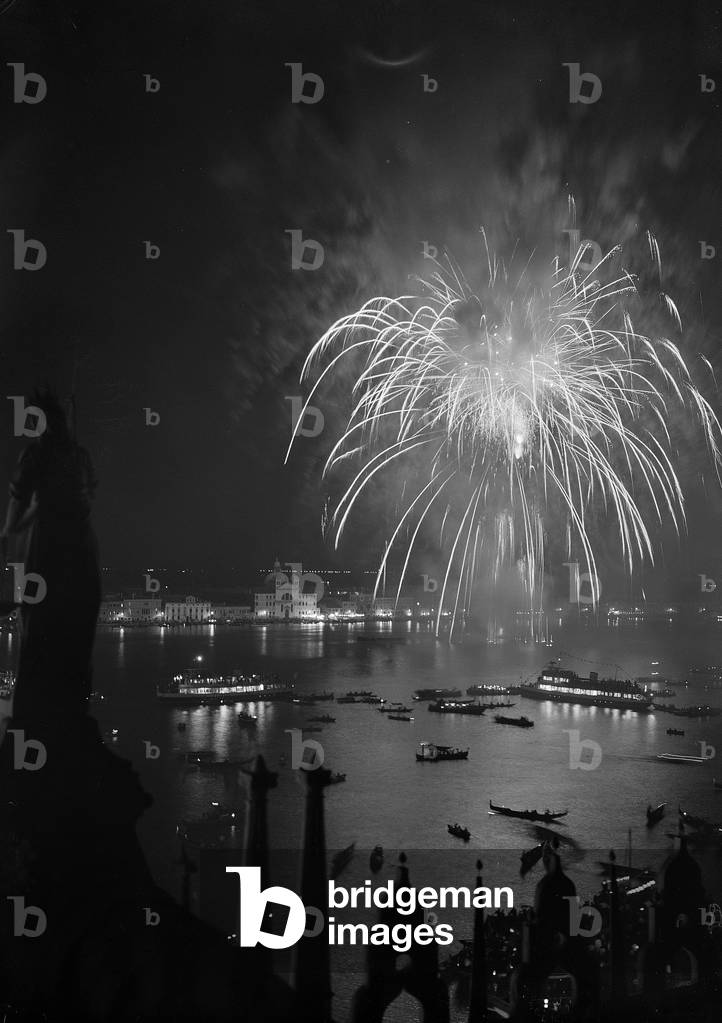 Fireworks during the Night Festival degli Schiavoni, Venice